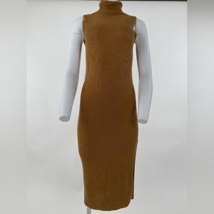 Sadie & Sage Ribbed Turtleneck Dress Size S